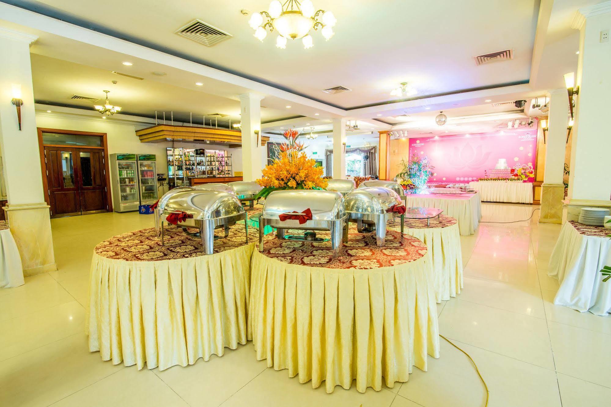 Sai Gon Kim Lien Hotel Vinh City Екстер'єр фото